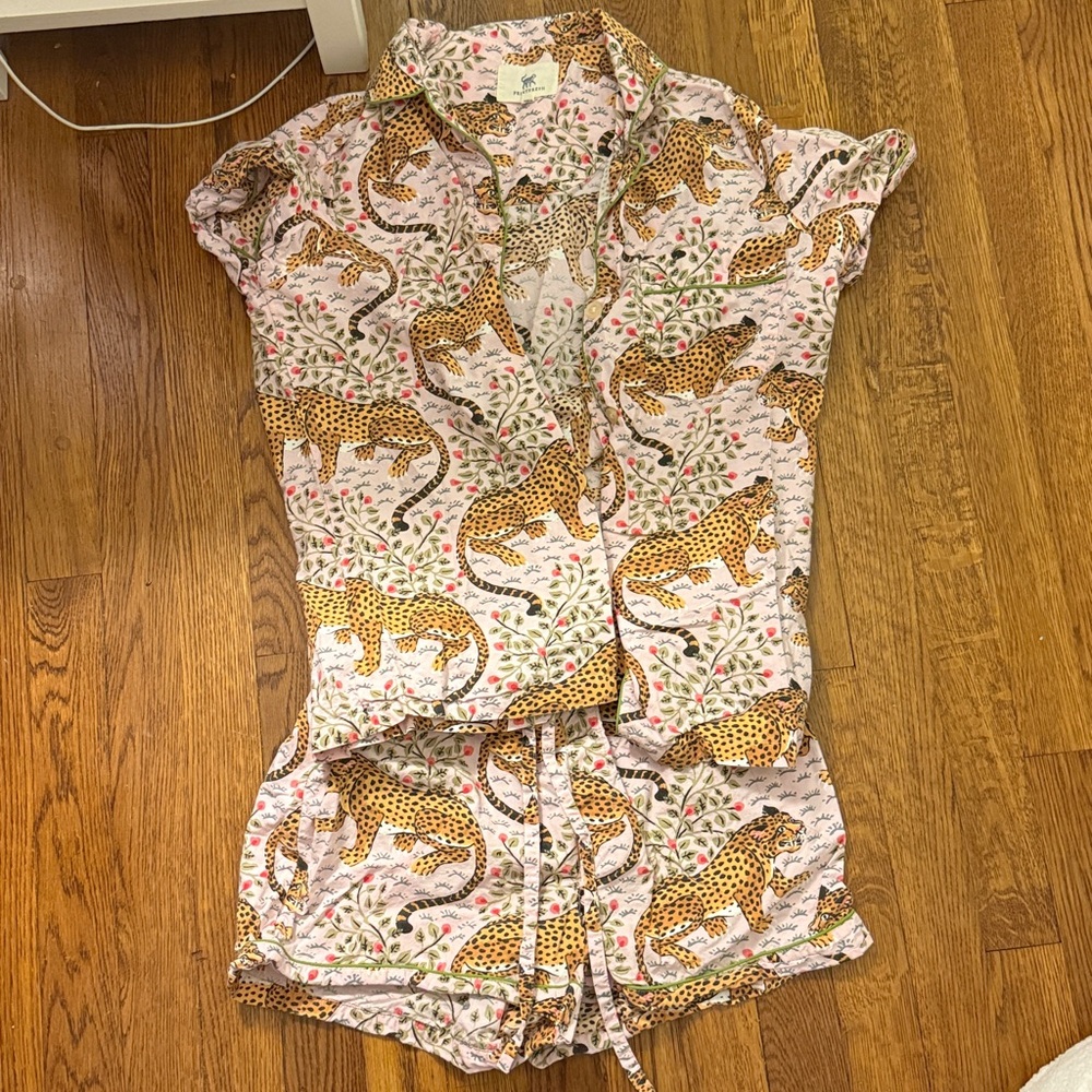 Printfresh Wild Leopard Floral Pajama Set